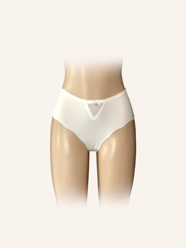 Seamless Scalloped Edge Invisible Panties